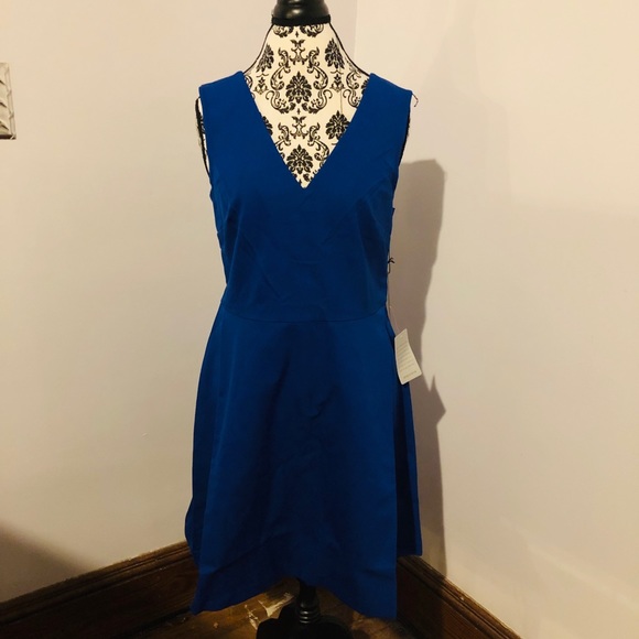 Felicity & Coco Bianca Cutout Fit Flare Dress. XL - Picture 3 of 8